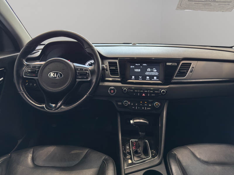 KIA Niro  5 pts. EX, HEV, TA, a/ac. Aut., piel, QC, f. led, RA-18 (línea anterior) 2019